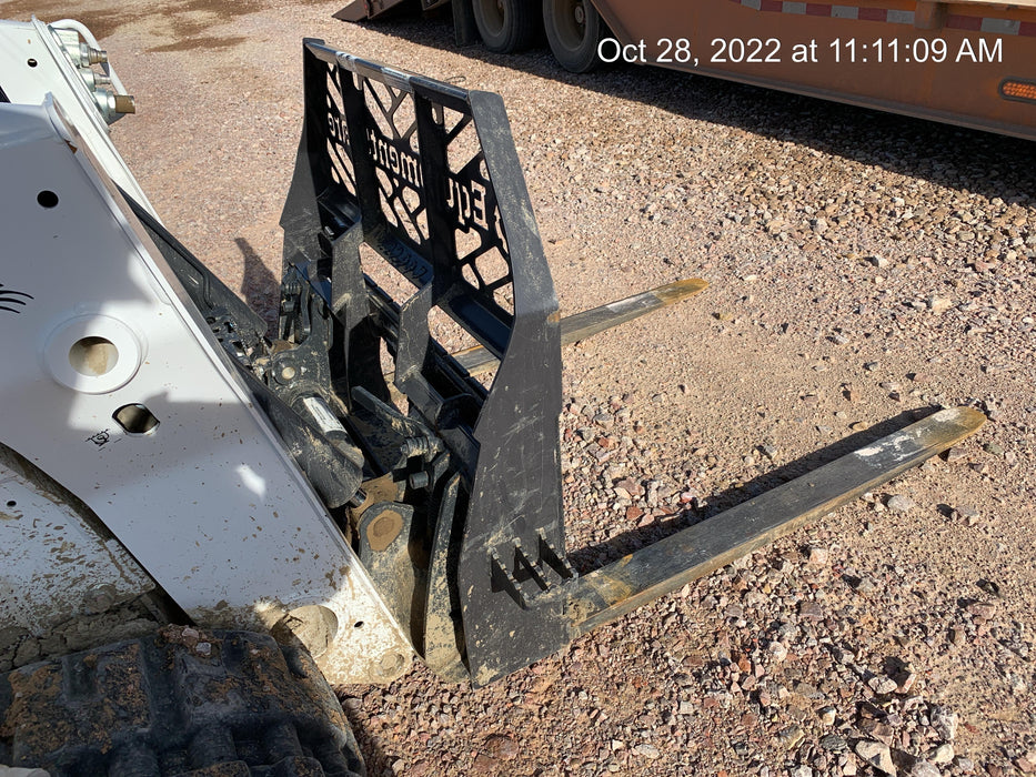 2022 PALADIN 48" Pallet Forks - Paladin