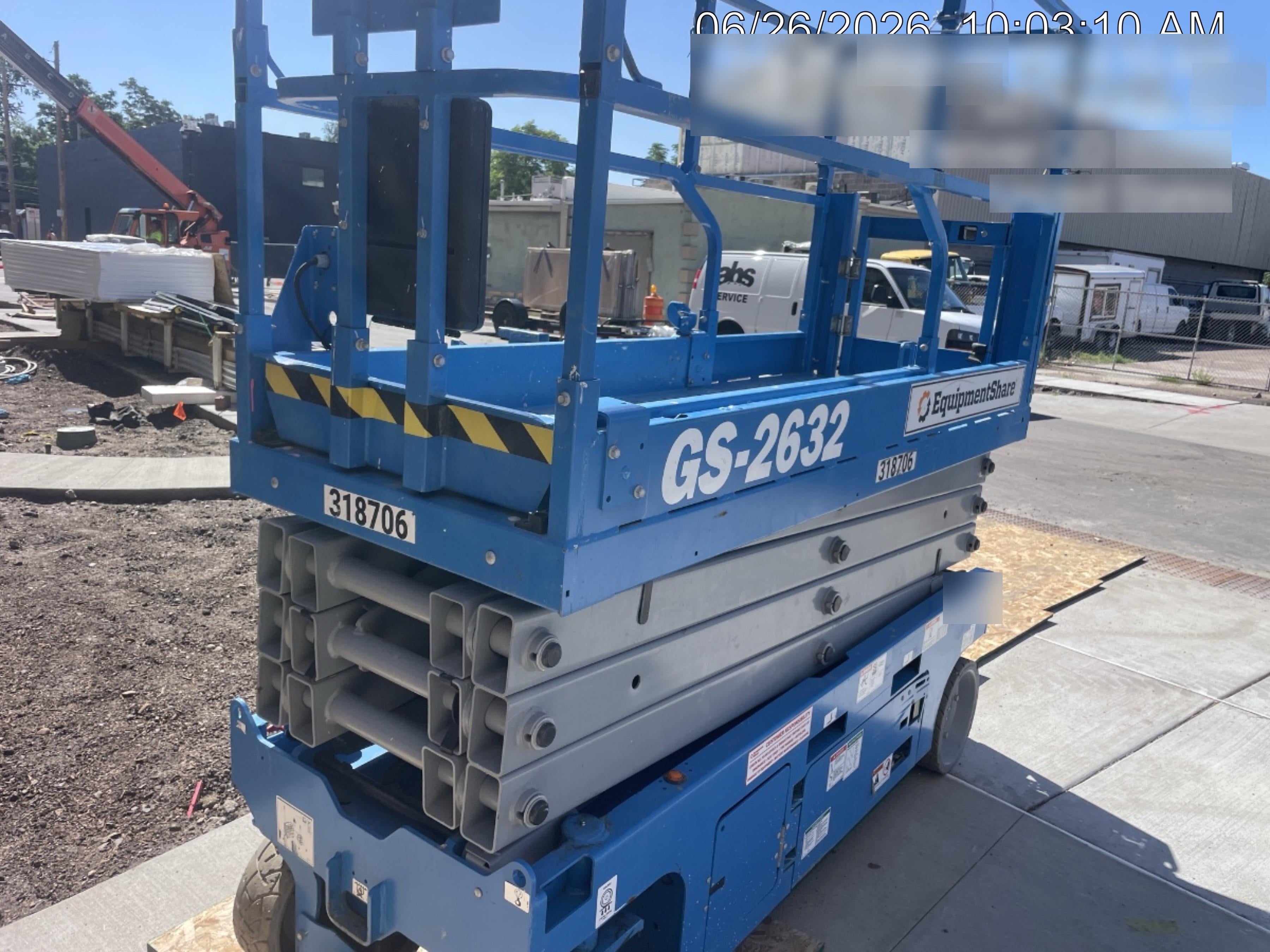 2023 GENIE GS-2632