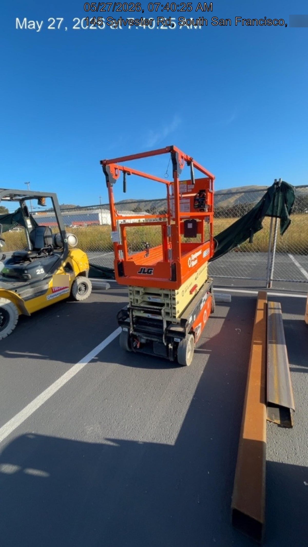 2024 JLG ES1932
