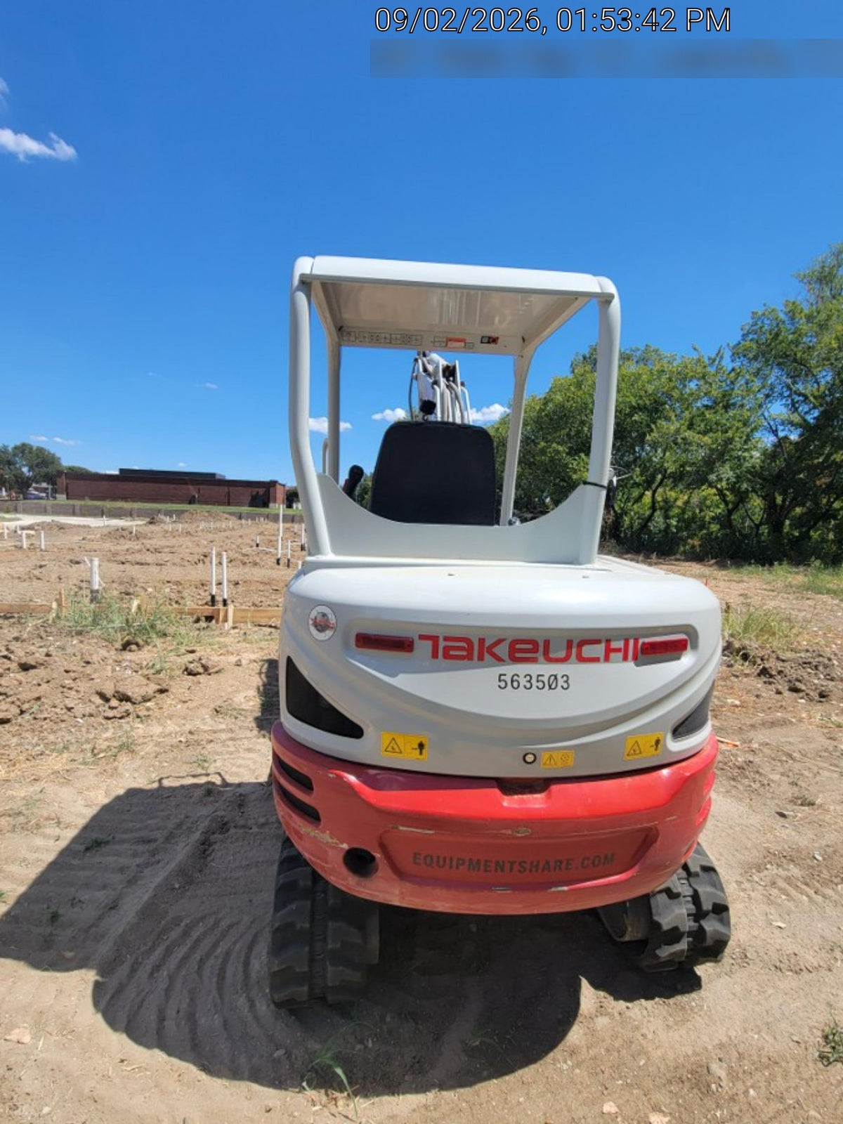 2025 TAKEUCHI TB235-2R