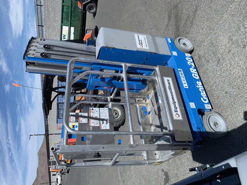 2020 GENIE GR-20