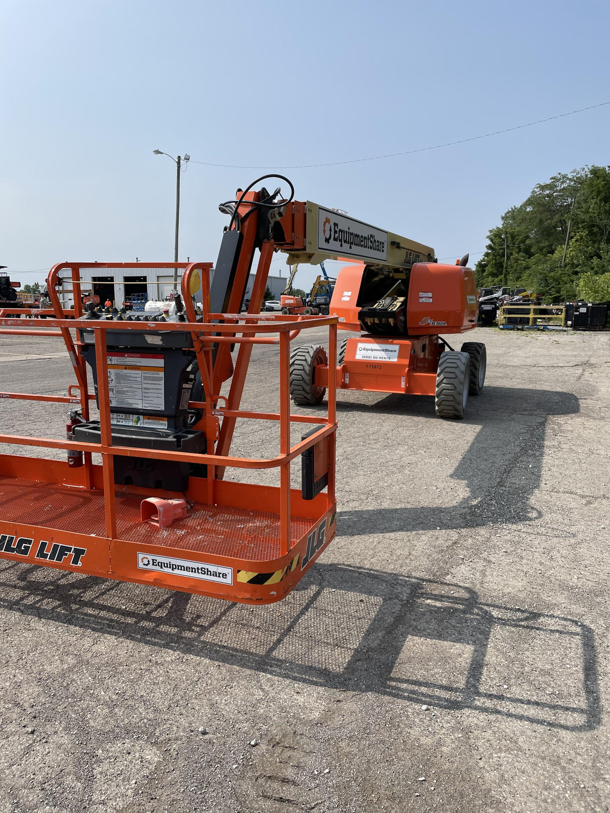 2021 JLG 660SJ