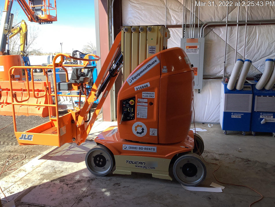 2022 JLG 26E
