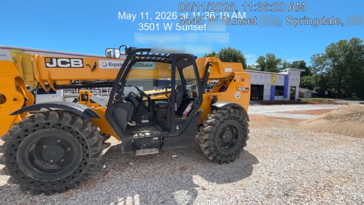 2020 JCB 509-42 Canopy, Solid Tires, Work Lights, Beacon, Aux Hydraulics, Back up Alarm, Lifting Eye, ES Decals