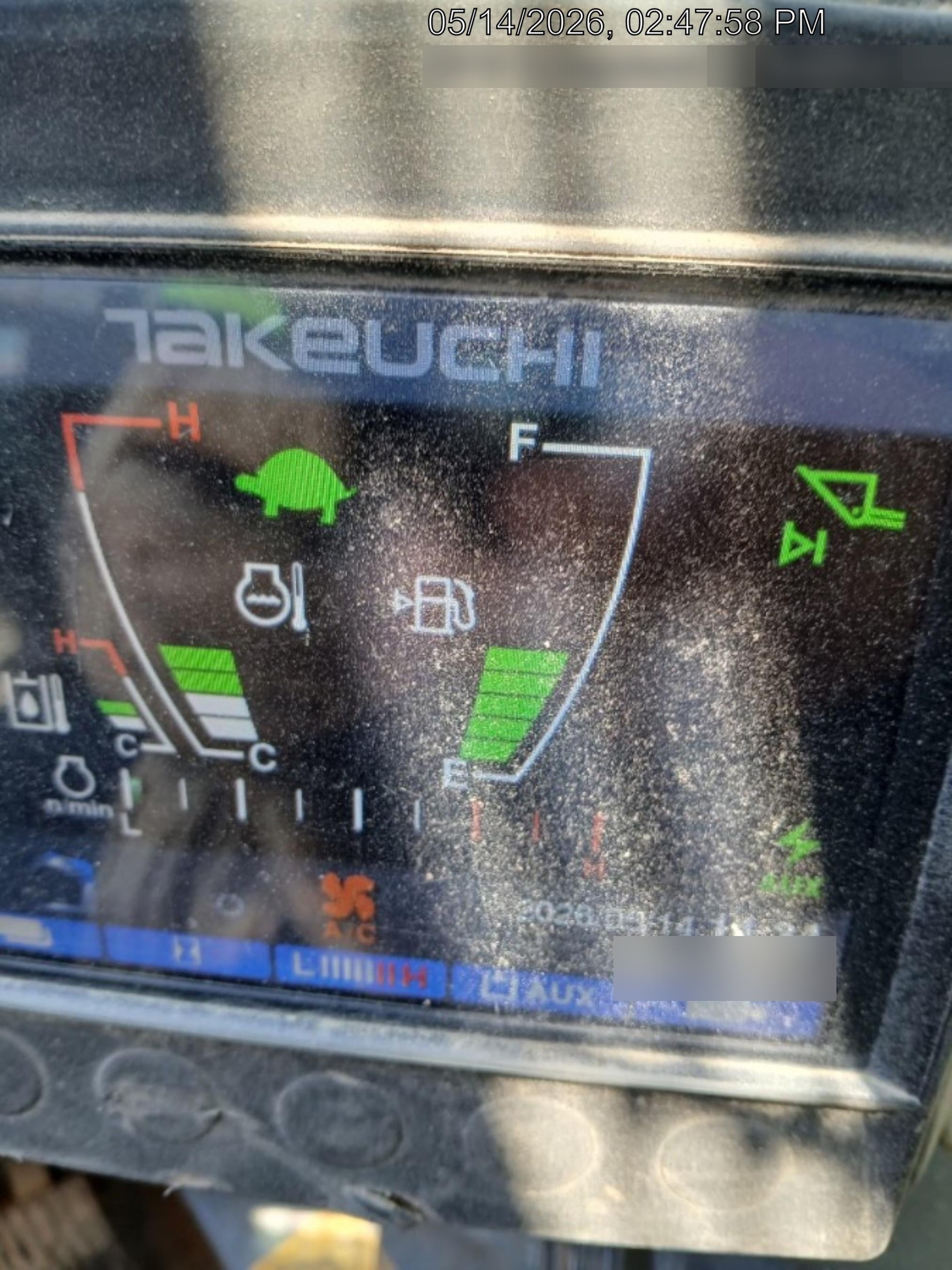 2022 TAKEUCHI TL10V2-CR