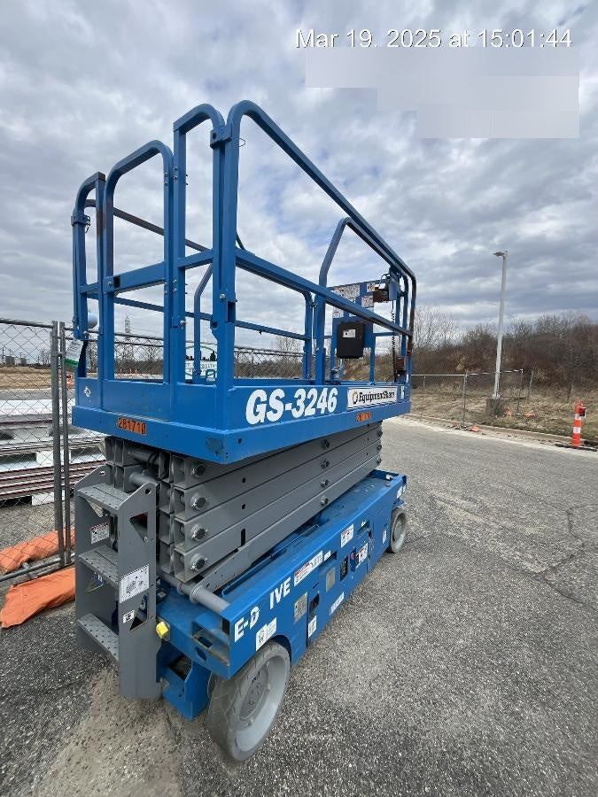 2022 GENIE GS-3246