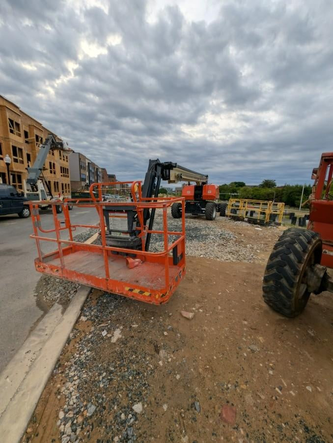 2024 JLG 860SJ