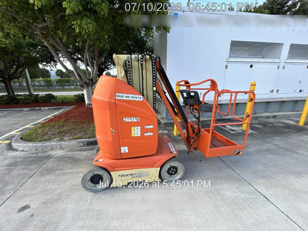 2022 JLG 26E