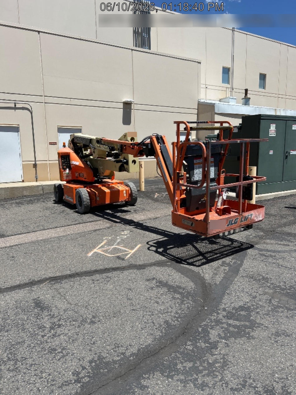 2019 JLG E400AJPN