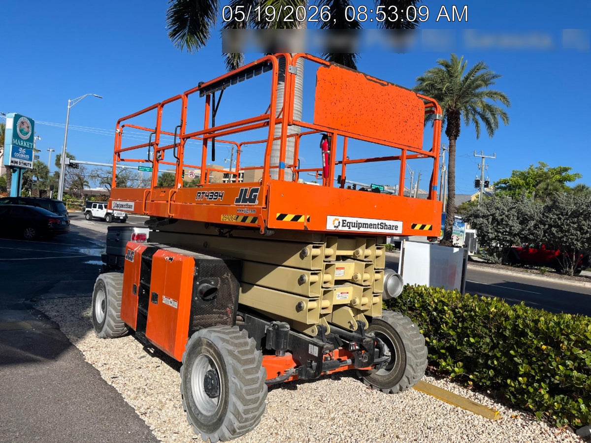 2022 JLG 4394RT