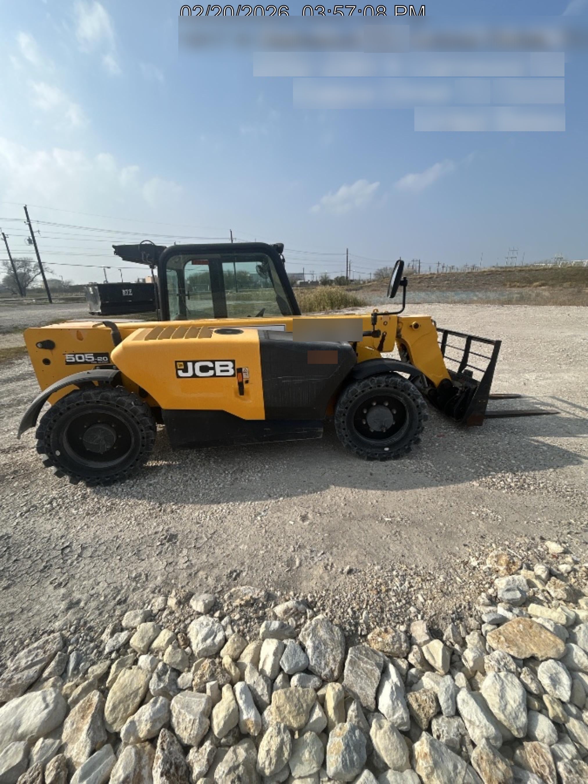 2020 JCB 505-20TC Cab/Heat/Air, Solid Tires, Work Lights, Beacon, Aux Hydraulics, Back up Alarm, ES Decals