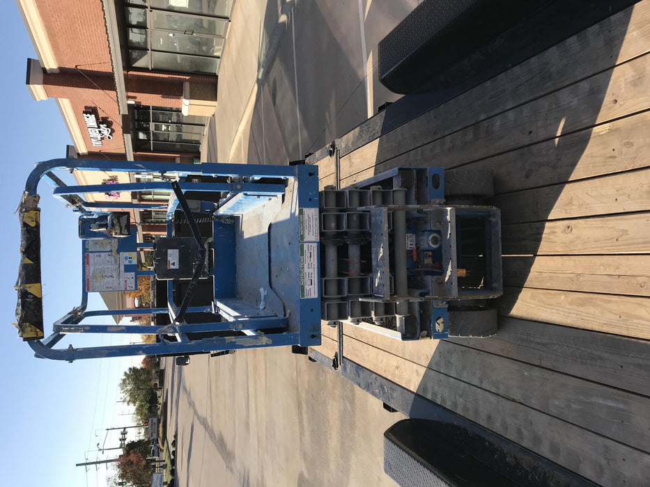 2019 Genie GS-1930 Fixed rails with chain Entry