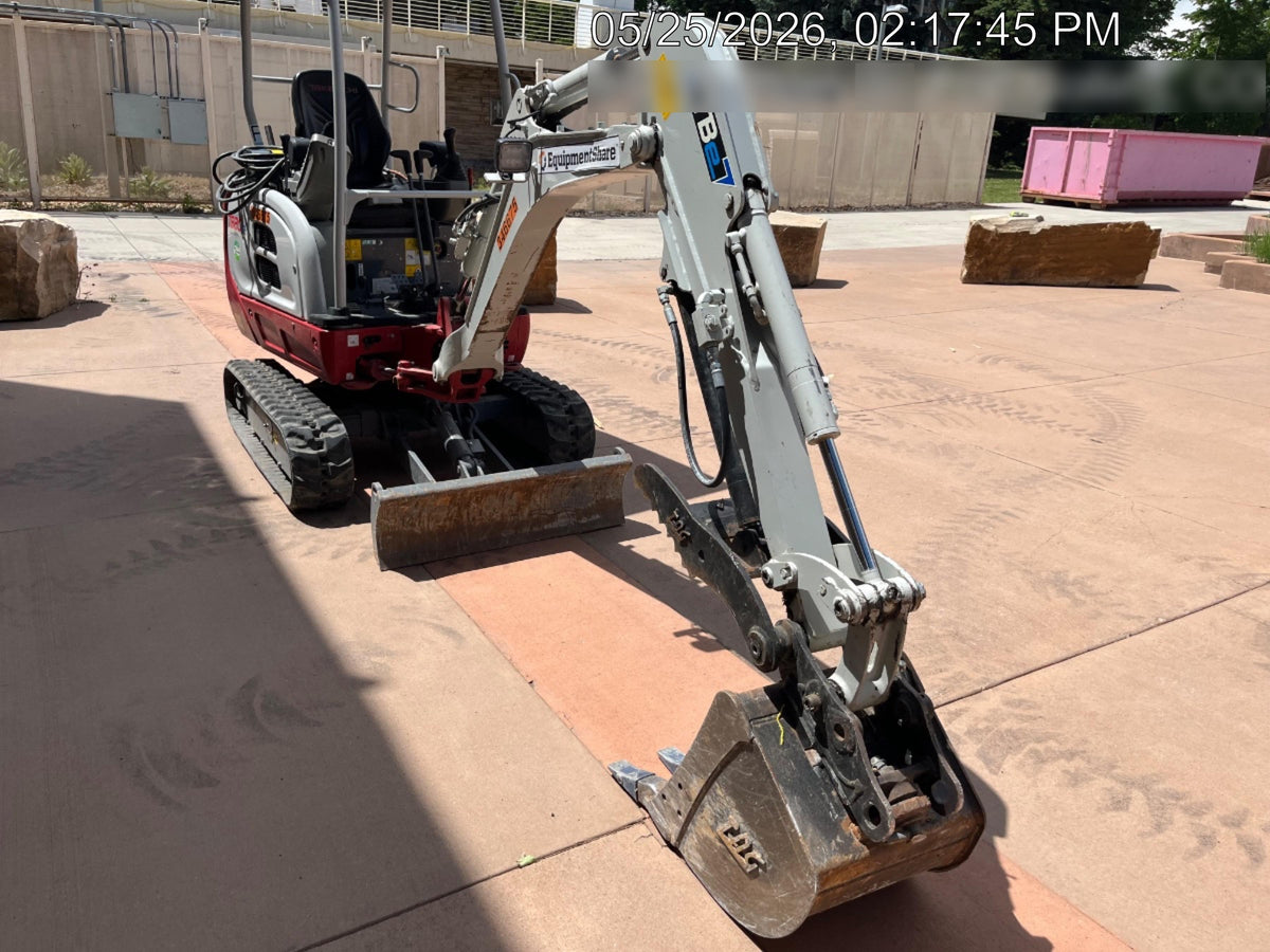 2023 TAKEUCHI TB20e