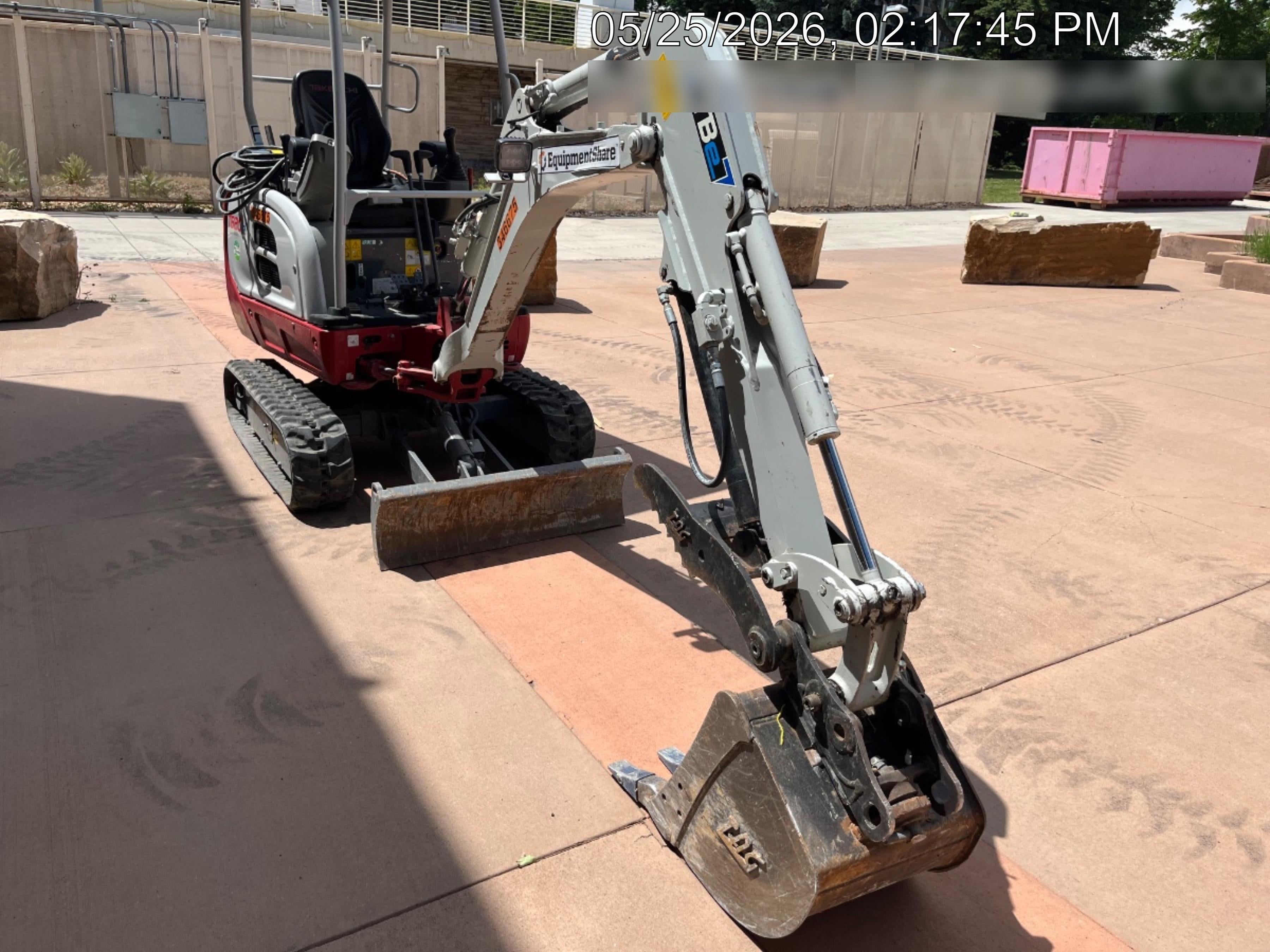 2023 TAKEUCHI TB20e