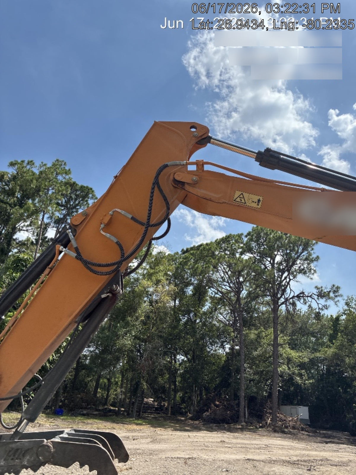 2024 CASE CX140E