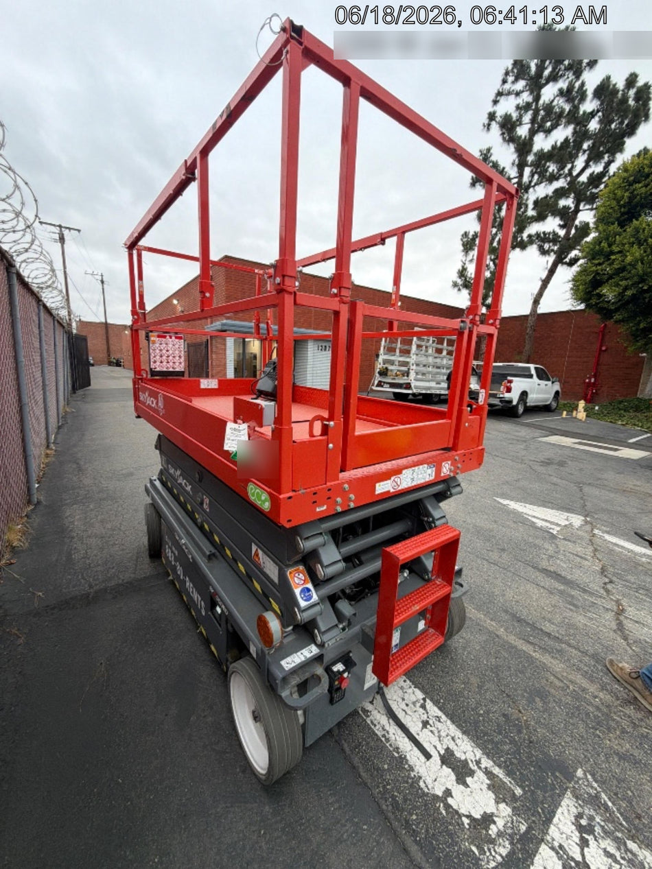 2025 SKYJACK SJ4726