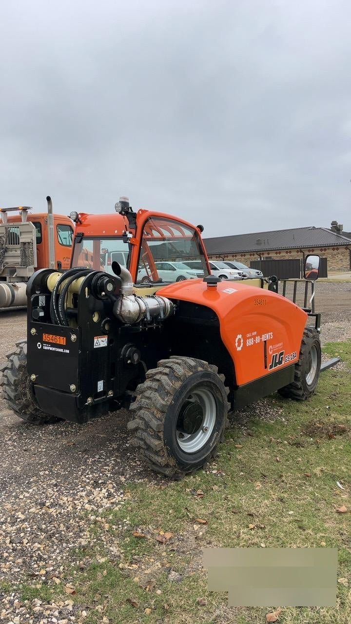 2023 JLG G5-18A