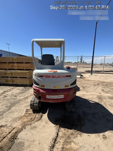 2021 TAKEUCHI TB235-2R
