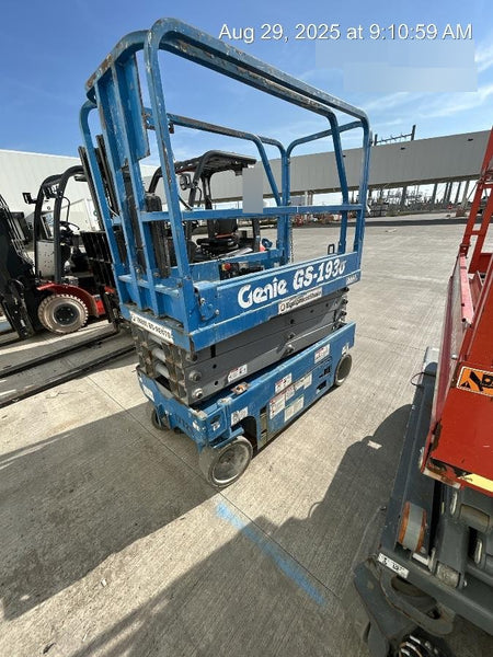 2018 GENIE GS-1930