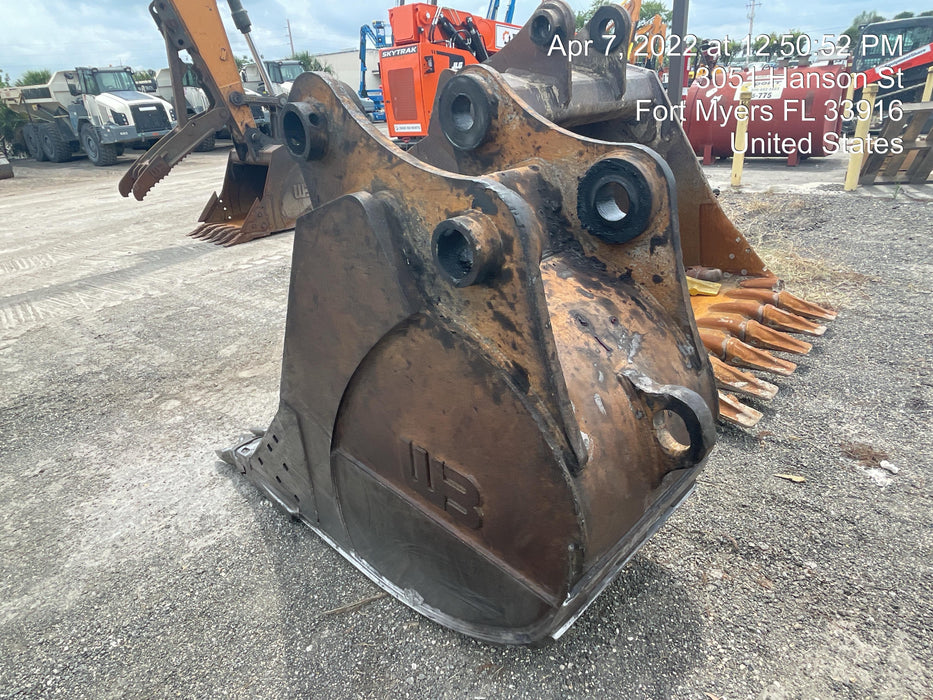 2014 WERK-BRAU 30" HD Bucket - Werk-Brau