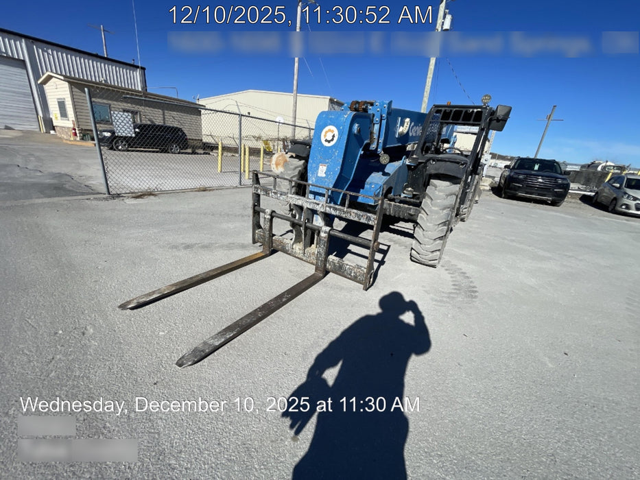 2018 Genie GTH-844 Genie GTH-844 w/Open ROPS, Solid Tires, beacon/work lights, 60" carriage/forks