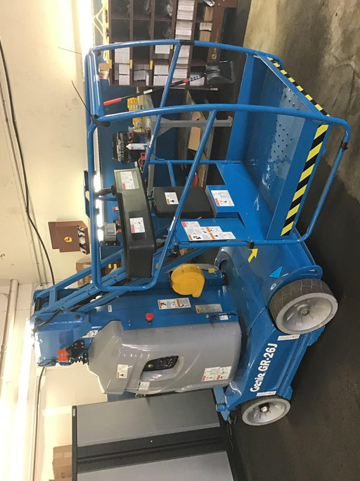 2020 GENIE GR-26J