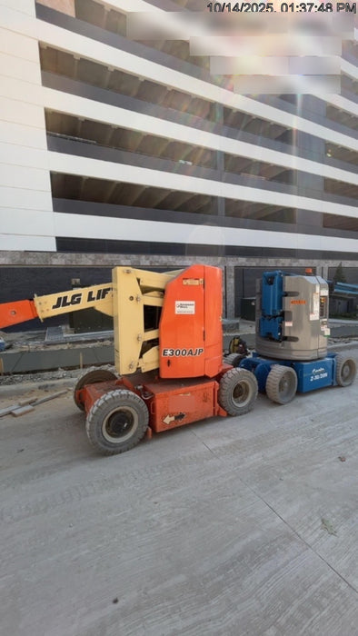 2019 JLG E300AJP