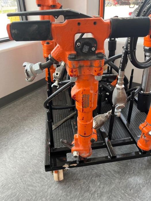 2024 MICHIGAN PNEUMATIC ES-TPB30-1-TRACKER