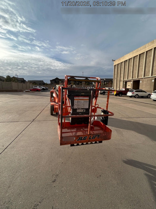 2019 JLG E400AJPN