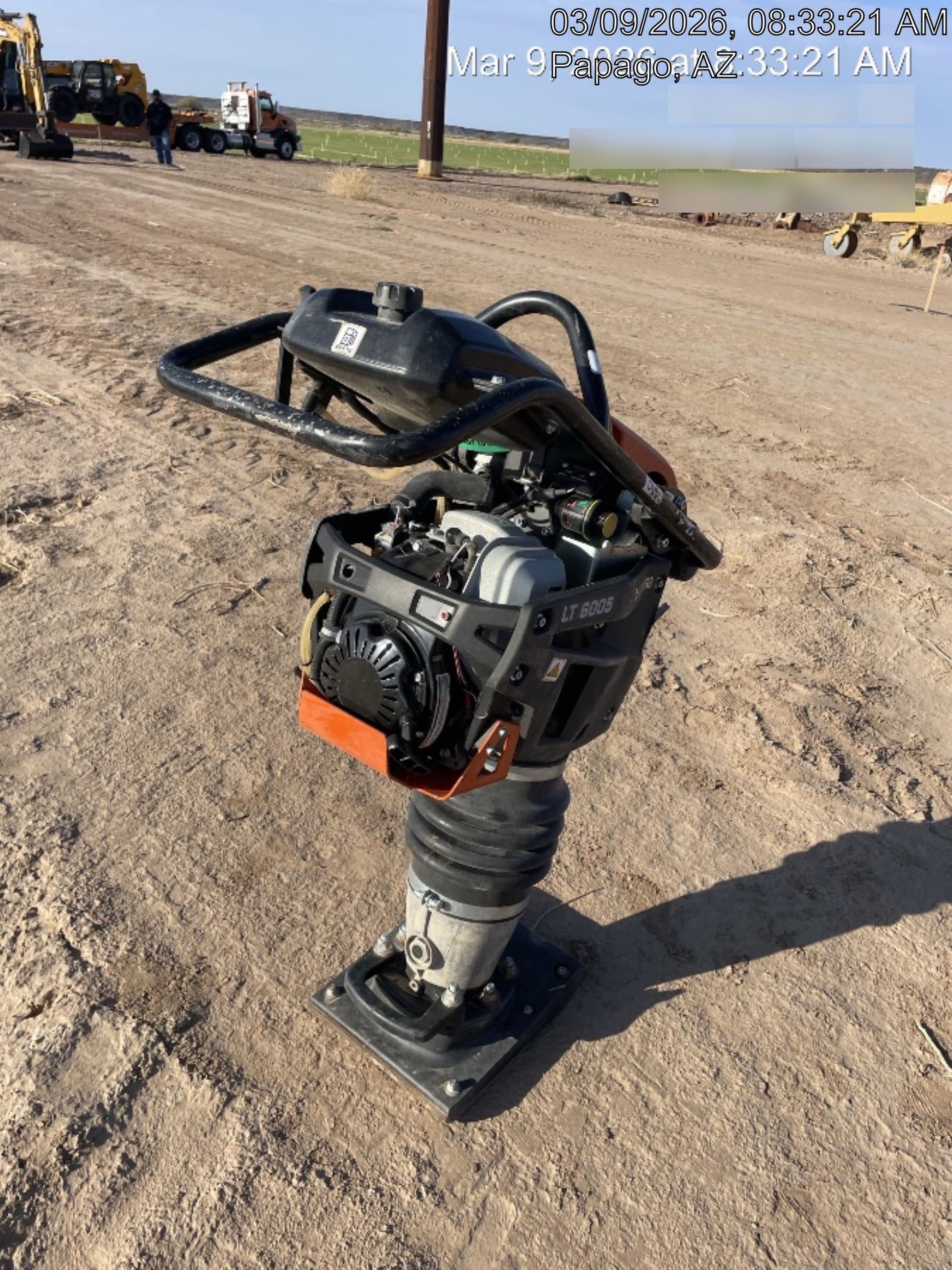 2025 HUSQVARNA LT6005