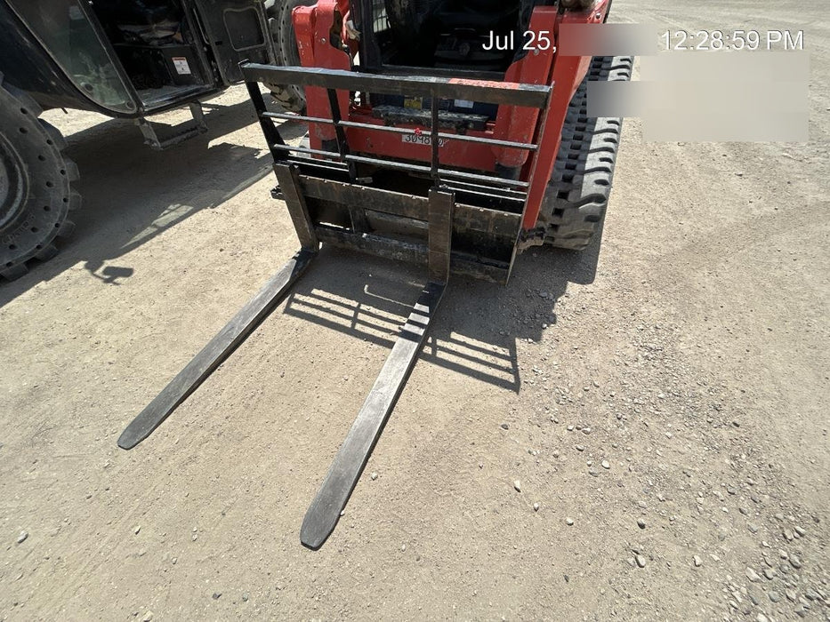 2022 ARROW MATERIAL HANDLING 72" Pallet Forks - Arrow