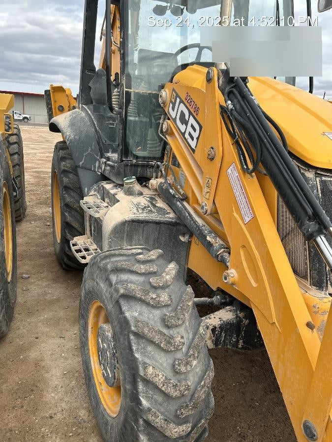 2023 JCB 3CX-14