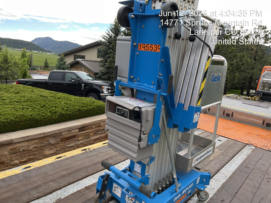 2021 GENIE AWP-30S DC