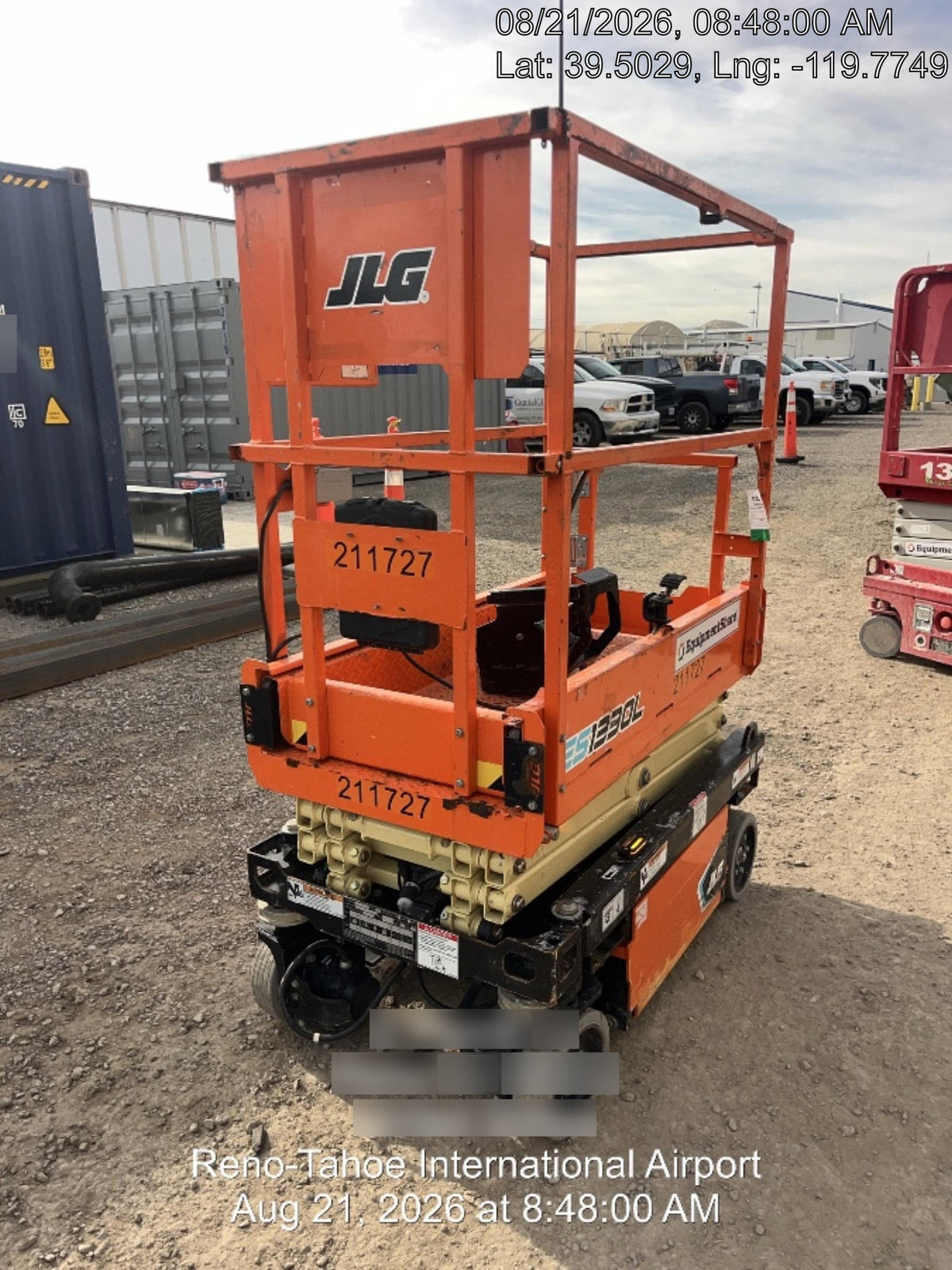 2022 JLG ES1330L