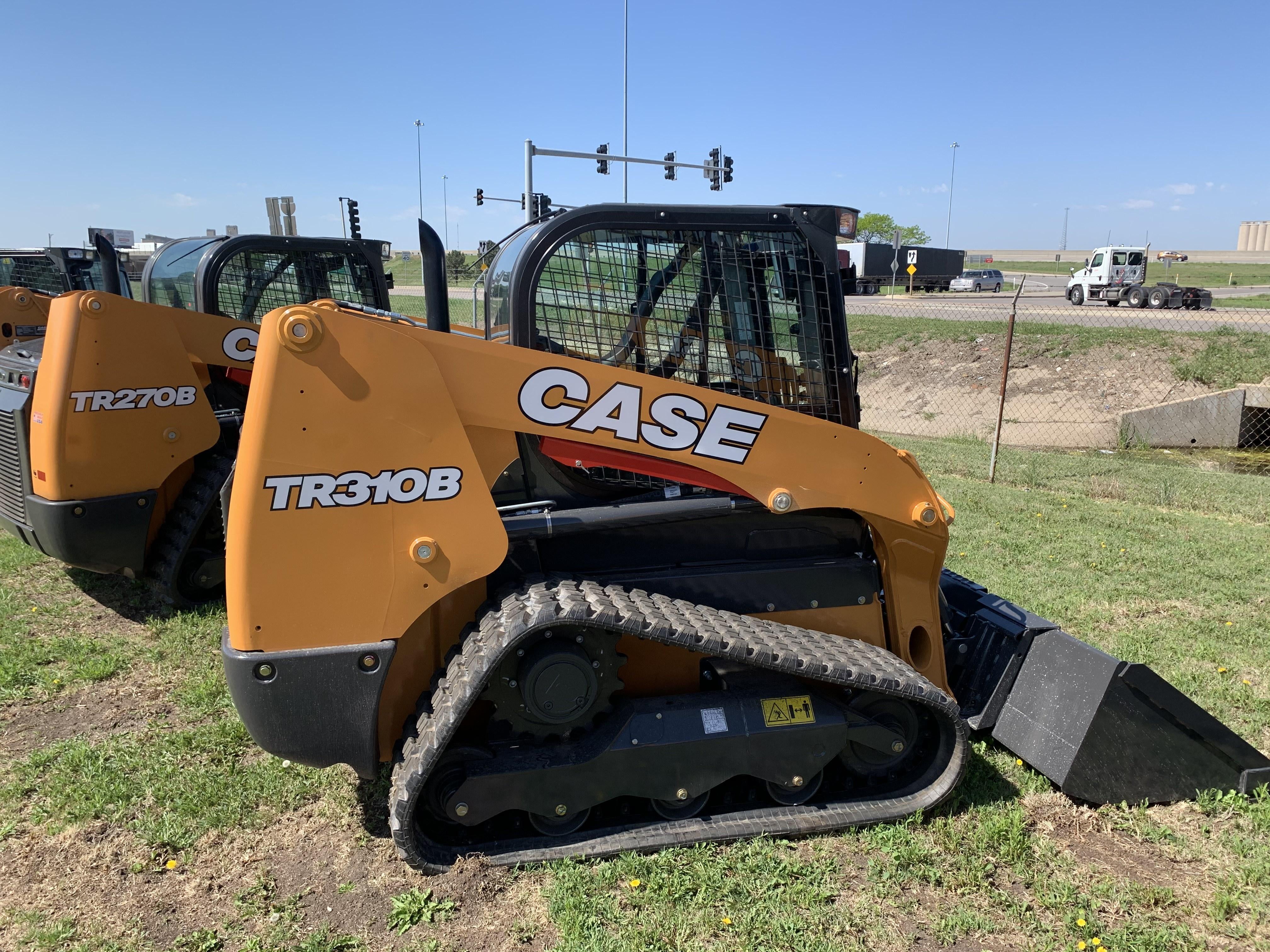 2021 CASE TR310B