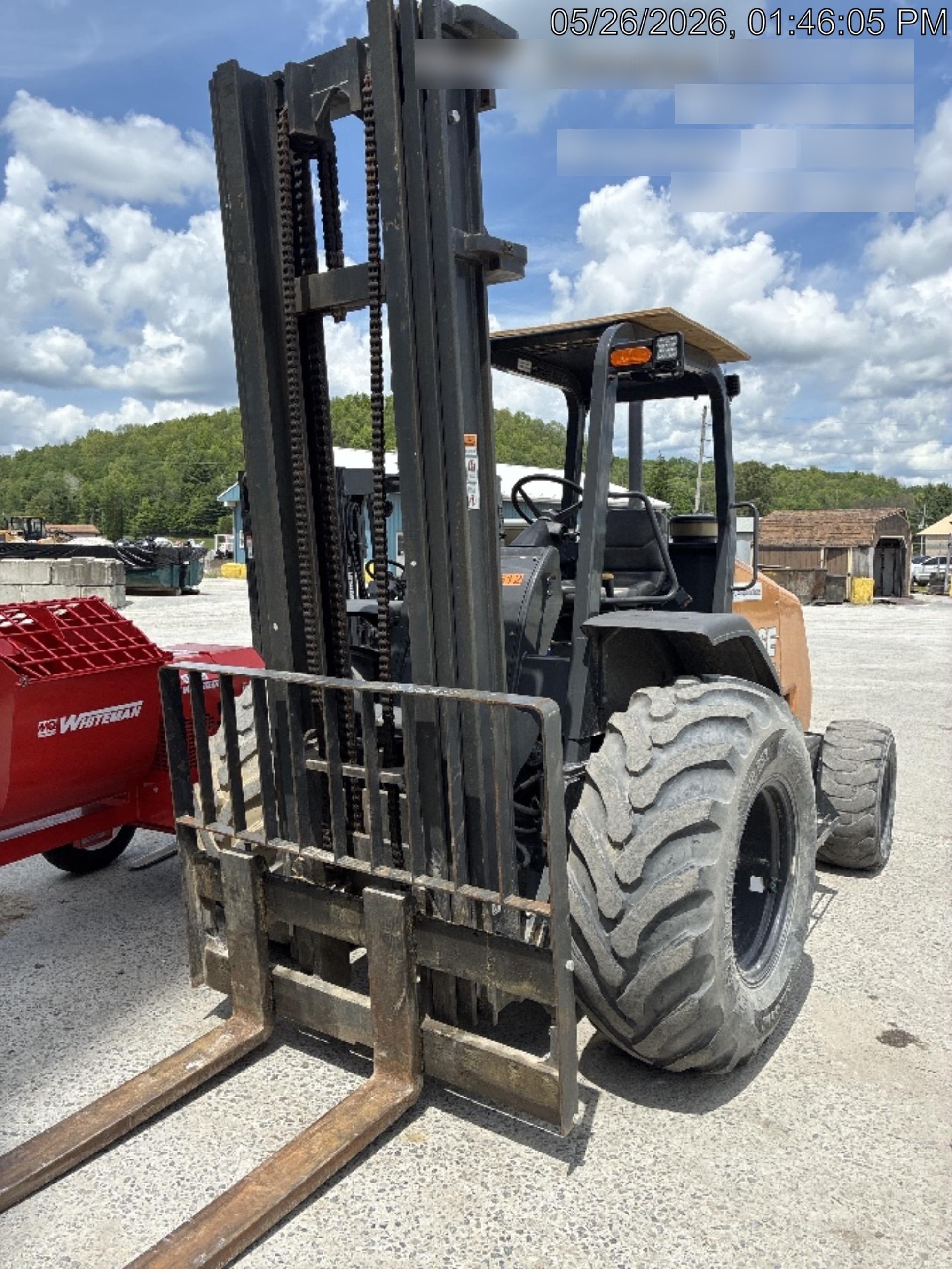 2023 CASE 588H