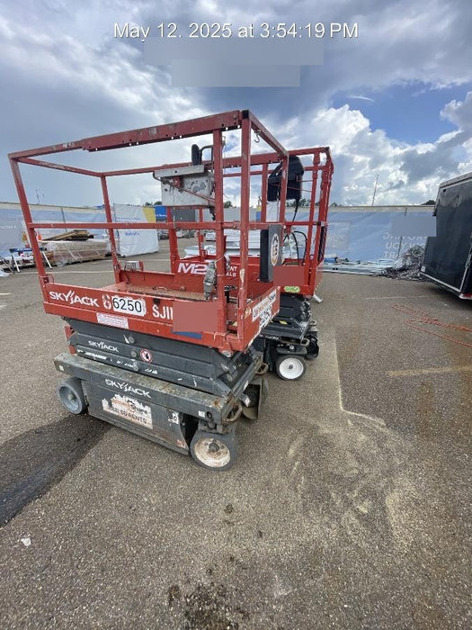 2017 Skyjack SJIII-3219 Skyjack SJ3219, Trojan Battery Set, Extended Warranty 5yr/5k hr