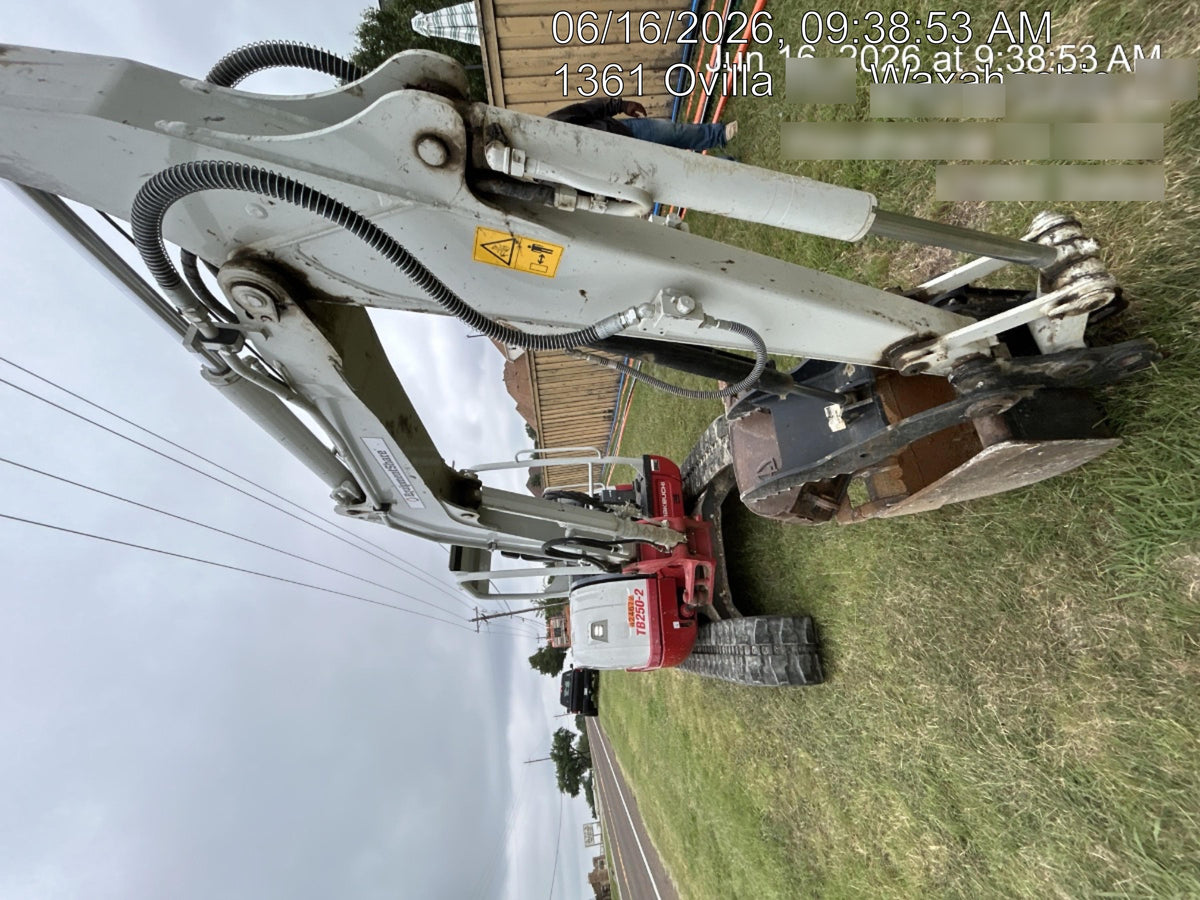 2024 TAKEUCHI TB250-2R