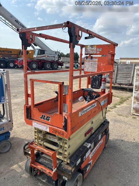 2022 JLG ES1932