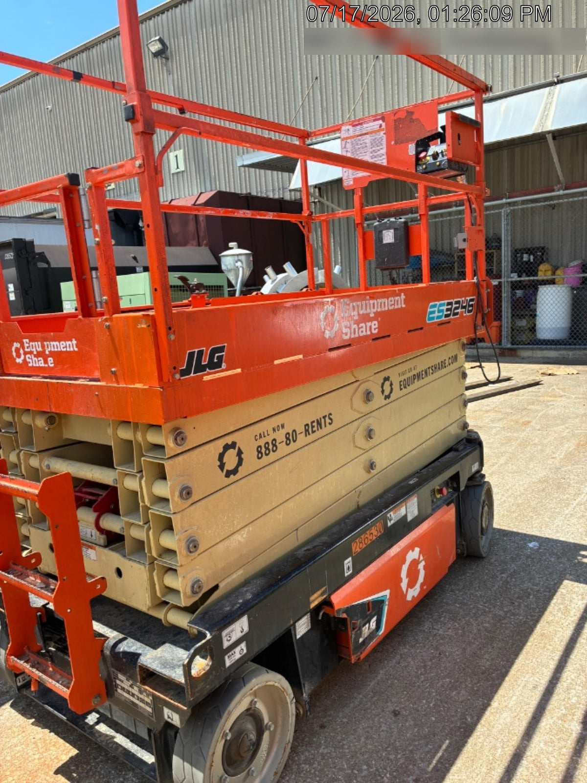 2022 JLG ES3246