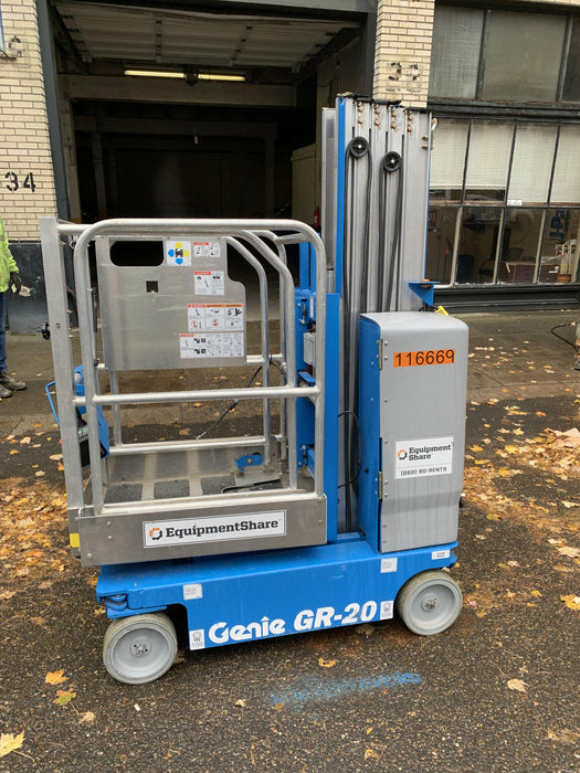 2020 GENIE GR-20