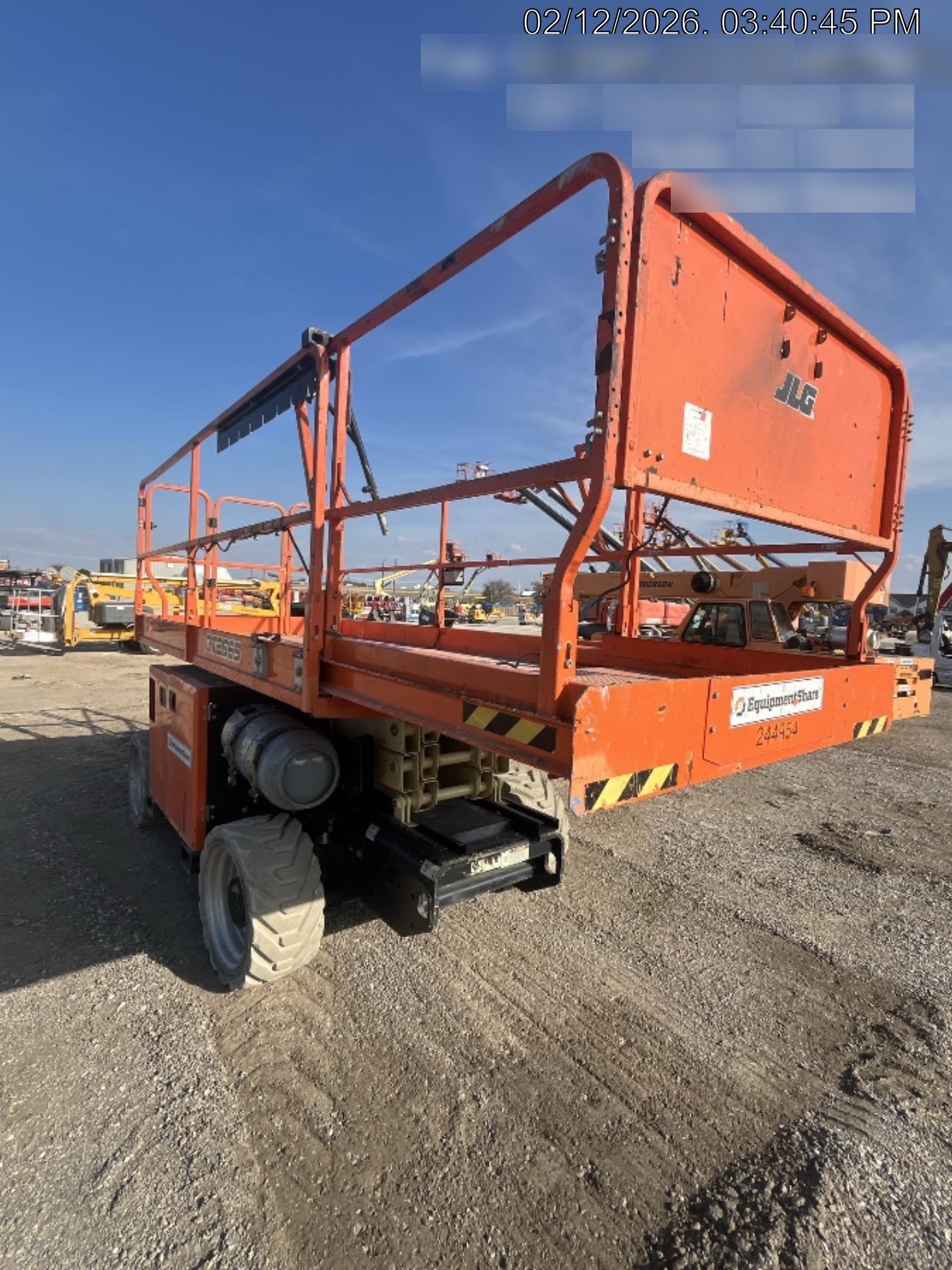 2022 JLG RT2669