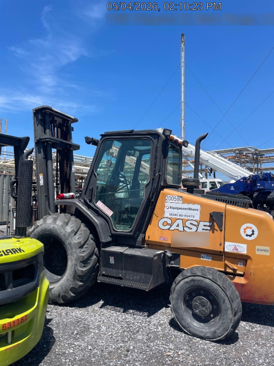 2022 CASE 588H