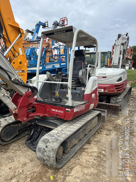 2022 TAKEUCHI TB250-2R