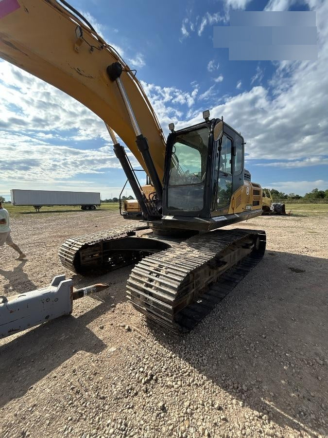 2024 EPIROC EC140T