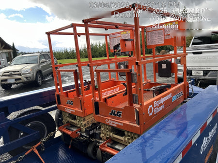 2022 JLG ES1330L