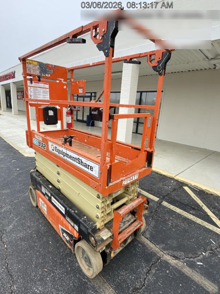 2022 JLG ES1932