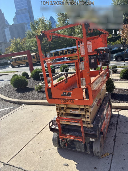 2022 JLG ES1932