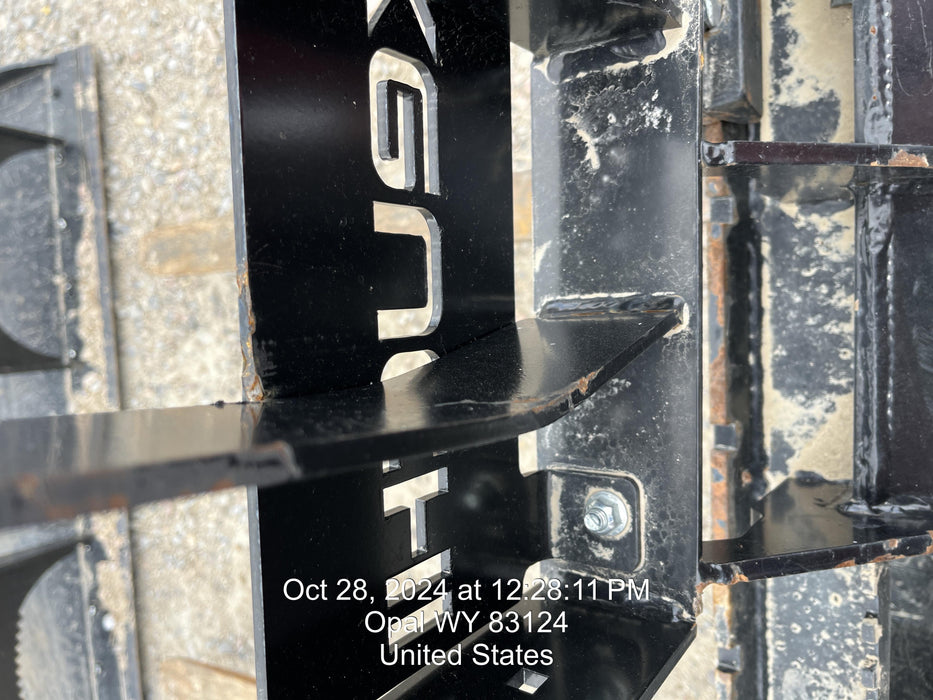 2022 TAKEUCHI 48" Pallet Forks - Takeuchi