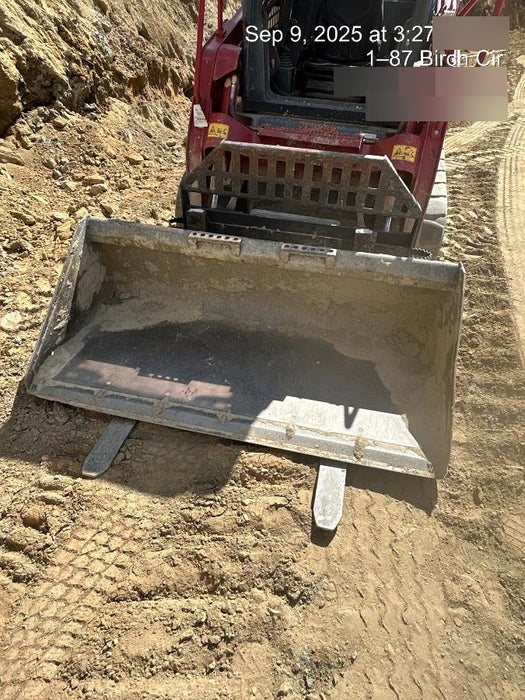 2025 JOHN DEERE 48" Pallet Forks - John Deere